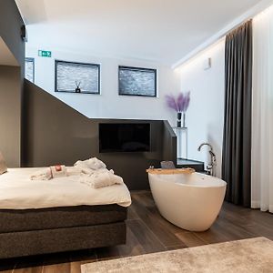 Deluxe Suite mit Kingsize-Bett